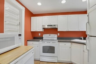 119 Park St in Brookline, MA - Building Photo - Building Photo