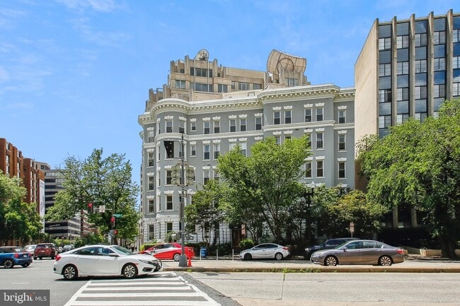 1300 Massachusetts Ave NW, Unit 104 in Washington, DC - Building Photo - Building Photo