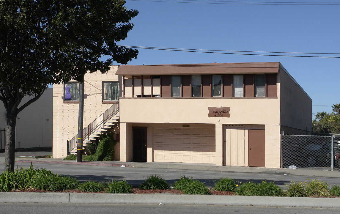 Casa Alta in San Pablo, CA - Foto de edificio