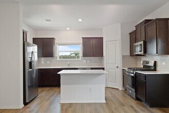 105 Brushy Crk Dr in Bastrop, TX - Building Photo - Building Photo