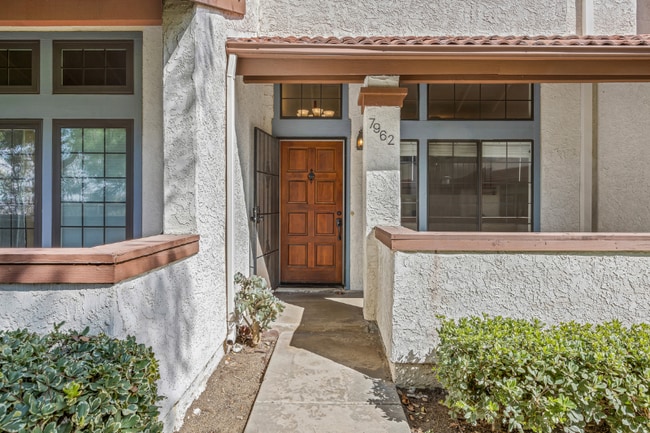 7962 Mission Vista Dr in San Diego, CA - Building Photo - Building Photo