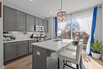 644 W End Dr in Charlotte, NC - Building Photo - Building Photo