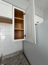 1975 Dunbar Dr in Columbus, OH - Building Photo - Building Photo