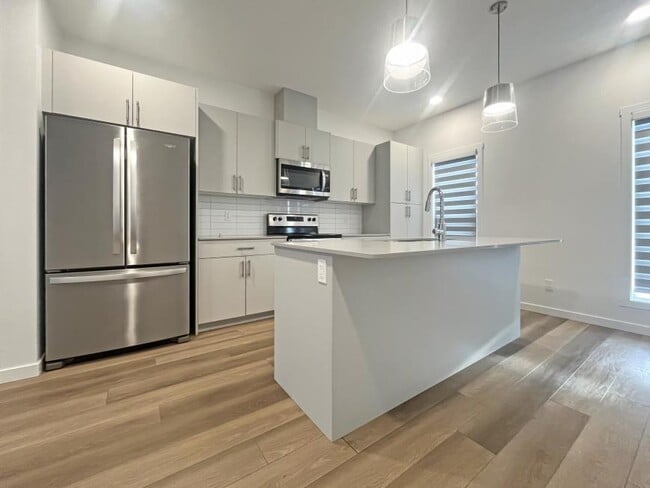 property at 3118 Challand Ln