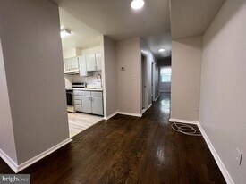 4414 Falls Bridge Dr in Baltimore, MD - Building Photo