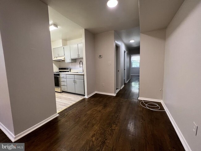 property at 4414 Falls Bridge Dr