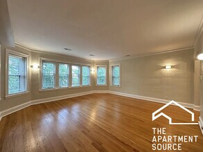 2619 W Greenleaf Ave in Chicago, IL - Building Photo - Building Photo