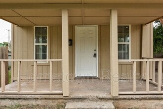 306 N Hoff Ave in El Reno, OK - Building Photo - Building Photo