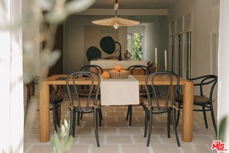 349 Stowe Terrace in Los Angeles, CA - Building Photo - Building Photo