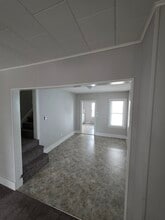 230 Cleveland Ave in Waynesboro, PA - Foto de edificio - Building Photo