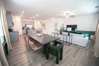 1298 Mabry St in Lawrenceville, GA - Building Photo - Building Photo