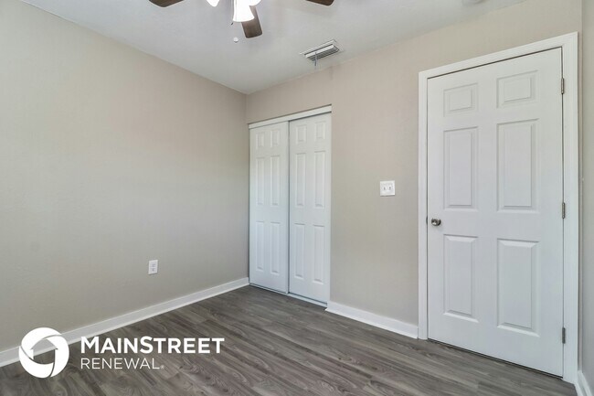 property at 209 Ravenway Dr