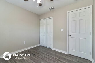 209 Ravenway Dr in Seffner, FL - Building Photo - Building Photo
