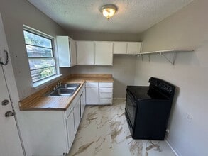 4124 Kernack St in Dallas, TX - Building Photo - Building Photo