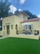 51 Aegean Ave in Tampa, FL - Building Photo