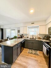 362 Delmar St in Philadelphia, PA - Building Photo - Building Photo