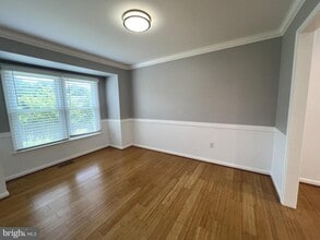 8519 Wheatfield Way in Ellicott City, MD - Building Photo - Building Photo