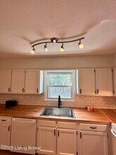12015 Running Creek Rd in Louisville, KY - Building Photo - Building Photo