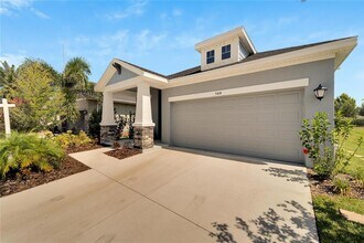 5414 Silver Sun Dr in Apollo Beach, FL - Building Photo - Building Photo