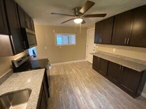 926 Symonds Plz in Utica, NY - Building Photo - Building Photo