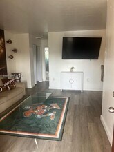 590 NW 64th St in Miami, FL - Building Photo - Building Photo