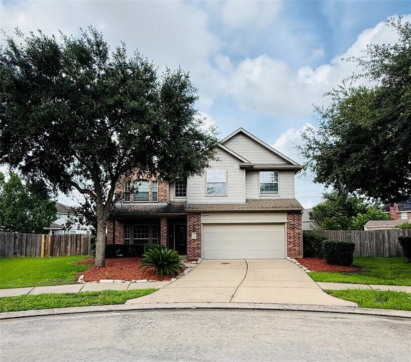 25106 Summer Walk Ln in Katy, TX - Foto de edificio