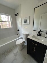 225 Amy Dr NE in Marietta, GA - Building Photo - Building Photo
