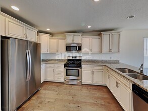 1641 E Tumwater Ln in Eagle Mountain, UT - Building Photo - Building Photo
