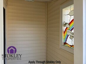 2438 Upland Dr in Concord, CA - Building Photo - Building Photo