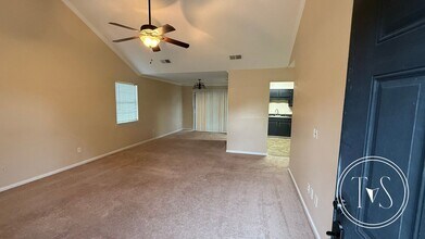 193 Hunters Branch Dr in Hinesville, GA - Building Photo - Building Photo
