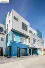 2511 Adeline St in Oakland, CA - Foto de edificio - Building Photo