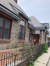 3849 Terrace St, Unit H in Philadelphia, PA - Foto de edificio - Building Photo
