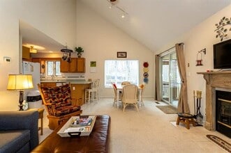 5067 Nicklaus Ln in McGaheysville, VA - Building Photo - Building Photo