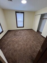 2532 Lakin Ave in Great Bend, KS - Building Photo - Building Photo