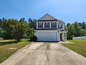 128 Tuxford Ct in Raeford, NC - Building Photo - Building Photo