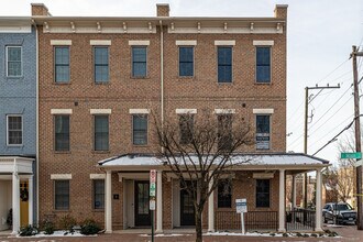 Foushee Mews in Richmond, VA - Foto de edificio - Building Photo