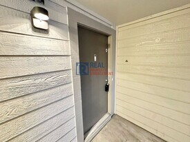 14120 E Temple Dr in Aurora, CO - Building Photo