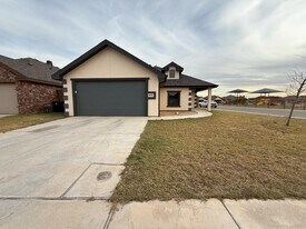 8626 La Jolla Dr in Odessa, TX - Building Photo