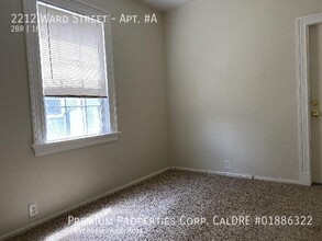 2212 Ward St in Berkeley, CA - Foto de edificio - Building Photo