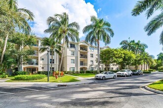 2205 Tuscany Way in Boynton Beach, FL - Building Photo - Building Photo