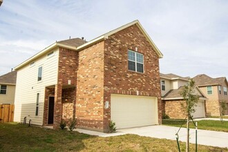 4134 Silver Ranch Rd in Houston, TX - Building Photo - Building Photo