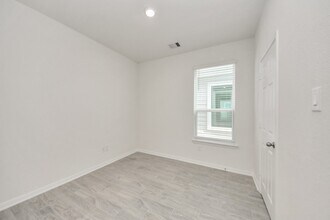 17310 Rock Willow Ln in Tomball, TX - Building Photo - Building Photo