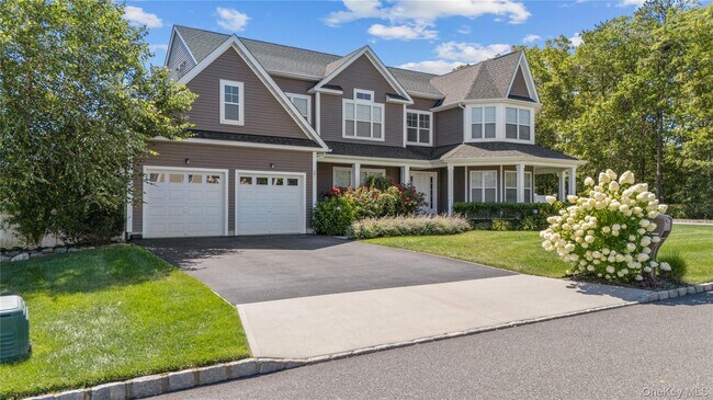 27 Lilac Ln in Ridge, NY - Building Photo - Building Photo
