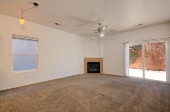 10863 Pizzo Dr NW in Albuquerque, NM - Building Photo - Building Photo