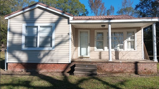 property at 1740 MS-363