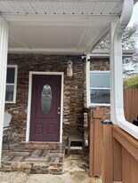 1304 2nd Rd in Middle River, MD - Building Photo