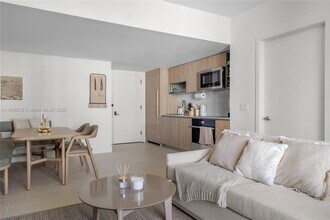 159 NE 6th St in Miami, FL - Building Photo - Building Photo