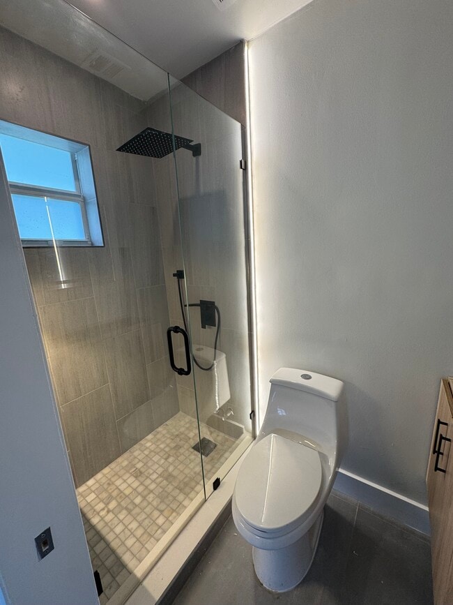 8560 SW 126th Terrace in Miami, FL - Building Photo - Building Photo