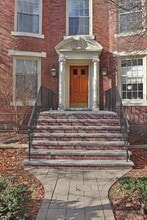 149 Beaconsfield Rd, Unit 2 in Brookline, MA - Building Photo - Building Photo