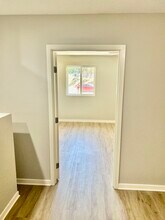 1035 Olive Ave, Unit 2 in Ramona, CA - Foto de edificio - Building Photo